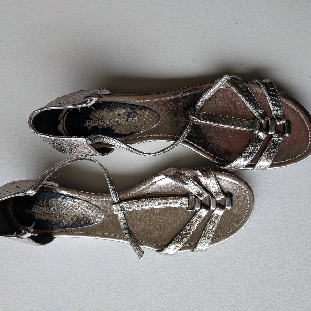 Silver flats